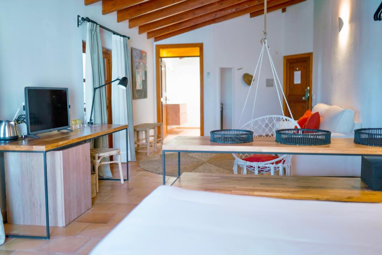 Hotel Curolla Petit 4*