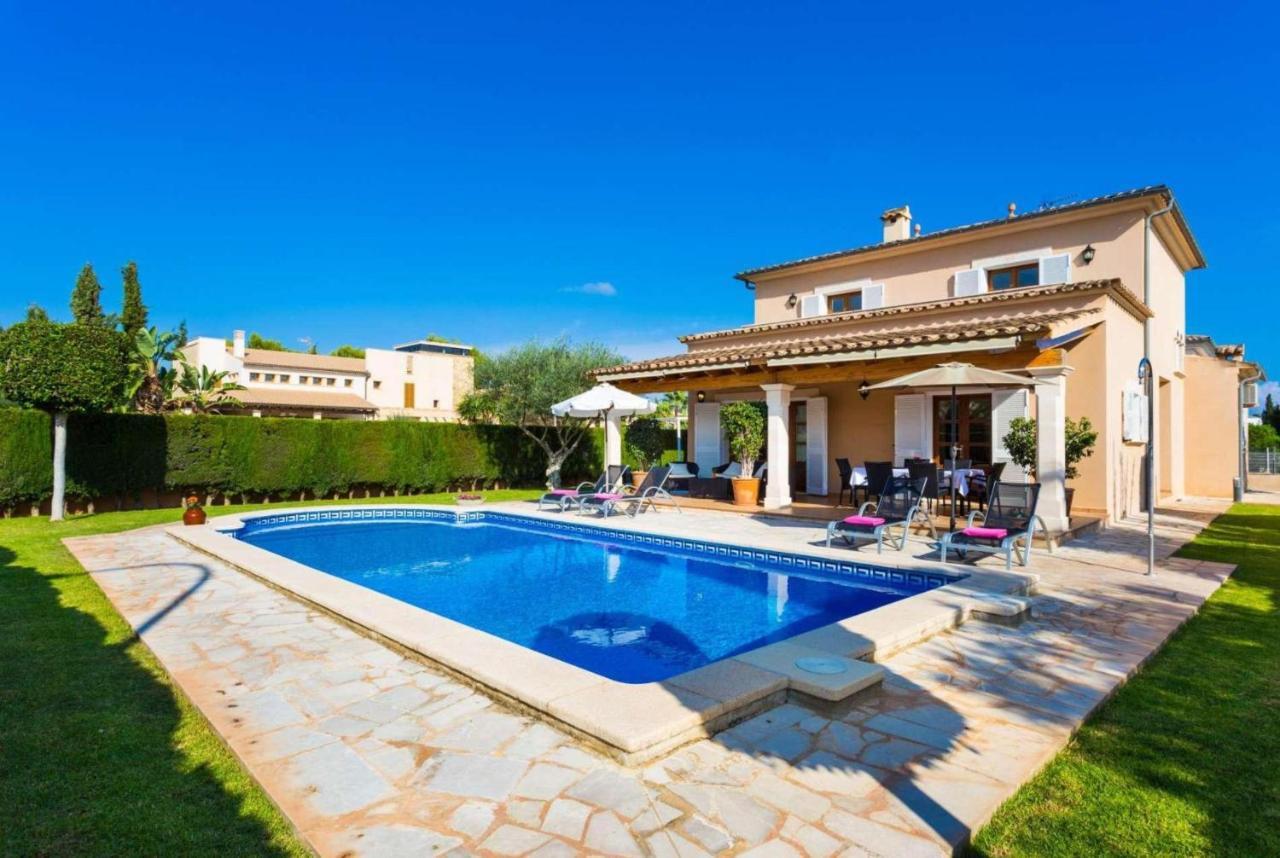 Gatoses Villa