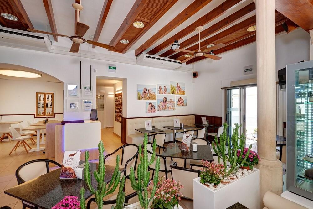 Colonial Hotel 3*