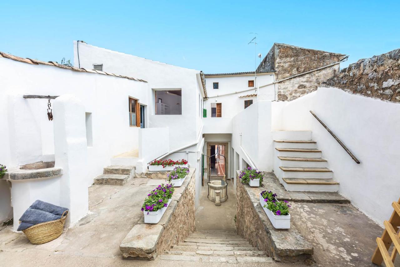 El Convento De Biniamar * Selva (Mallorca)