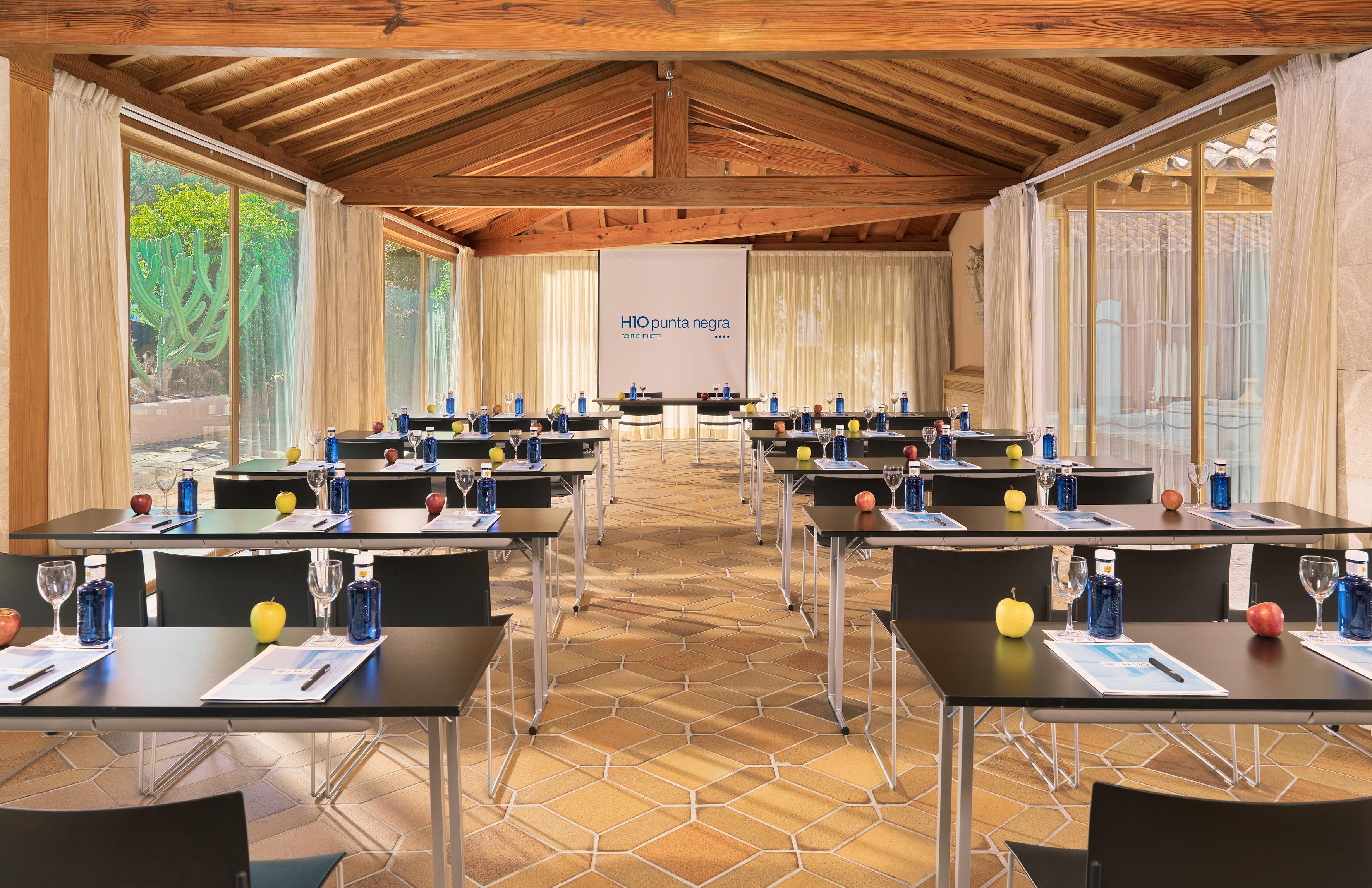 Boutique H10 Punta Negra 4*