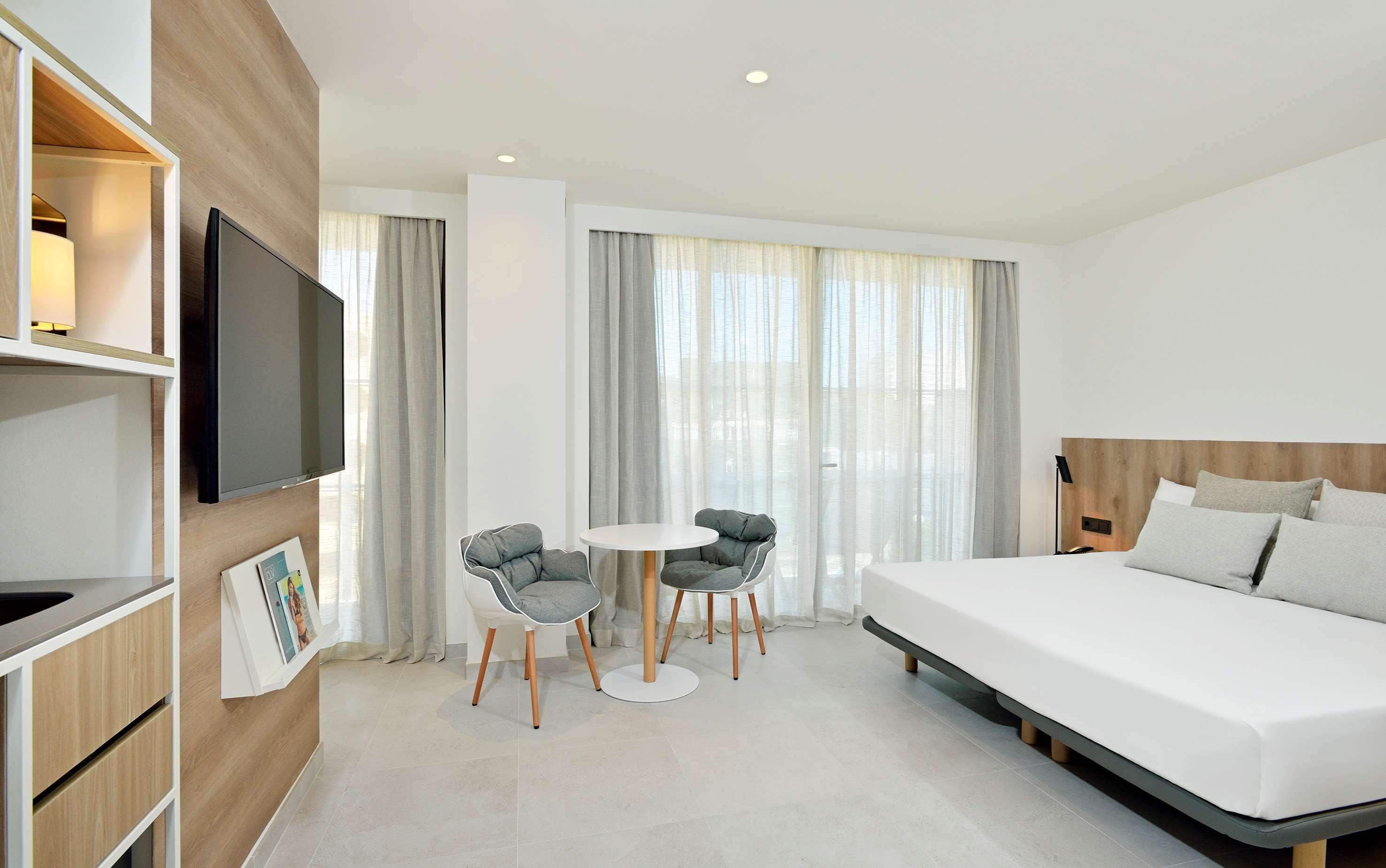 Hotel Innside Calviá 4*