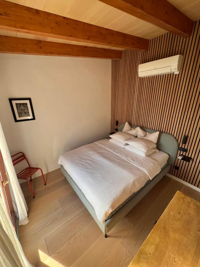 Dos Caballeros Winery & Vacation Chalet *