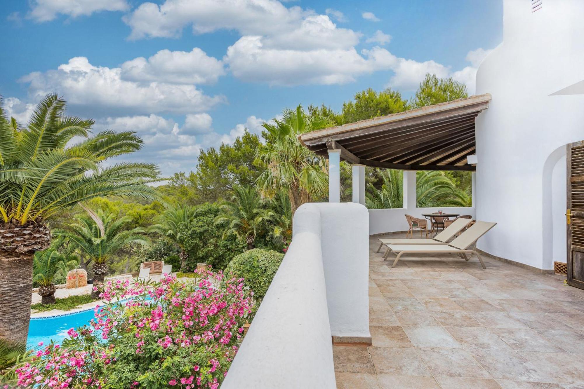 Oasis Cala With Shared Pool * Santanyí