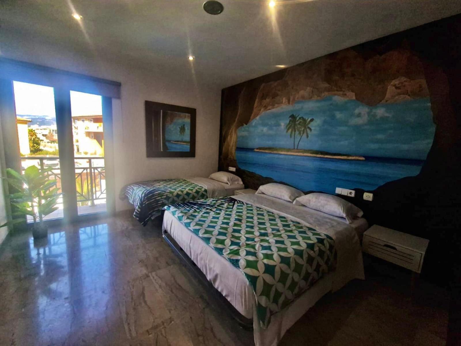 Marilyn Lujo Villa Marratxi