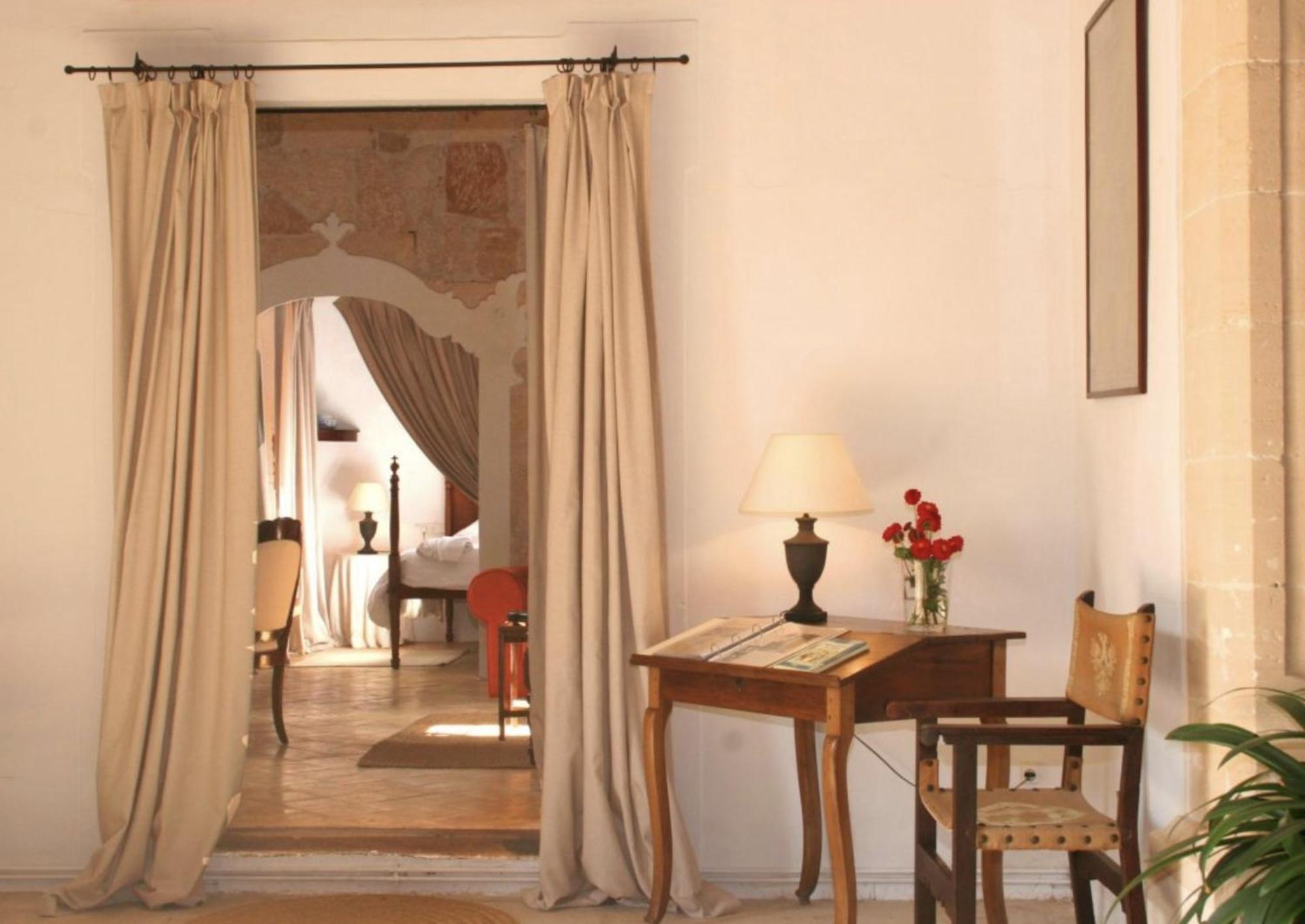Oliver Moragues Grandhouse & Vineyard Country house