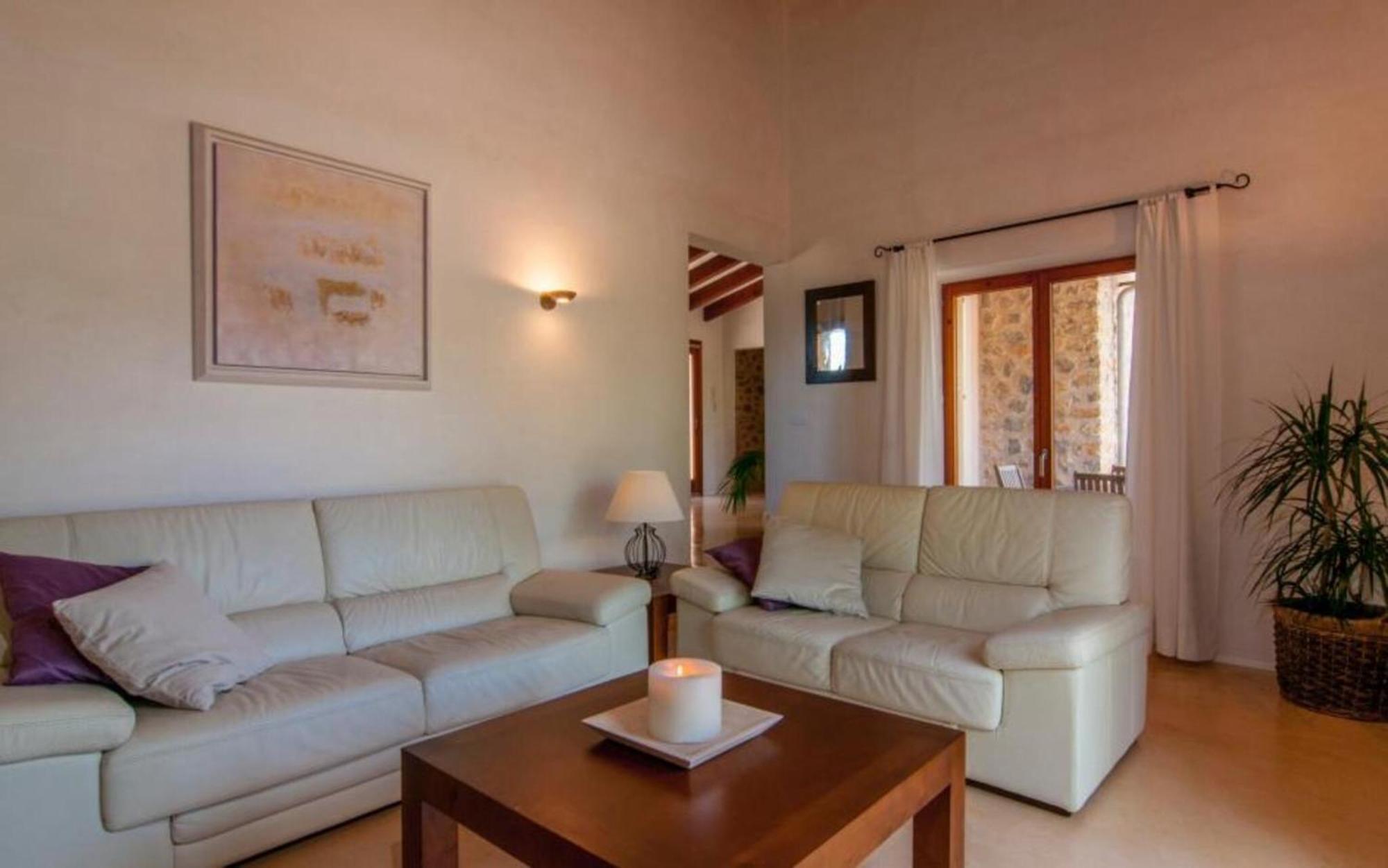Es Romagueral Villa