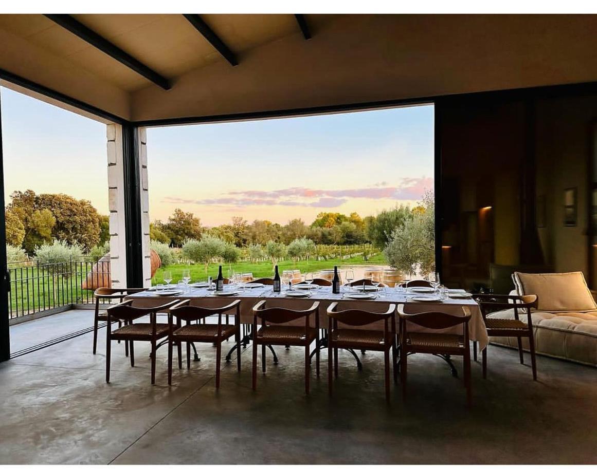Dos Caballeros Winery & Vacation Chalet *