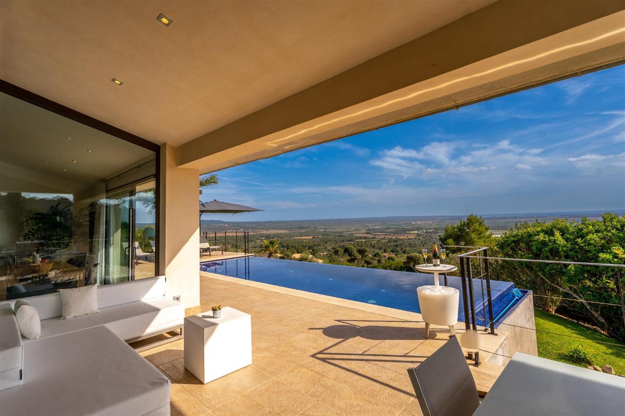 Bonita Con Vistas Espectaculares, Perfecto Familias Villa