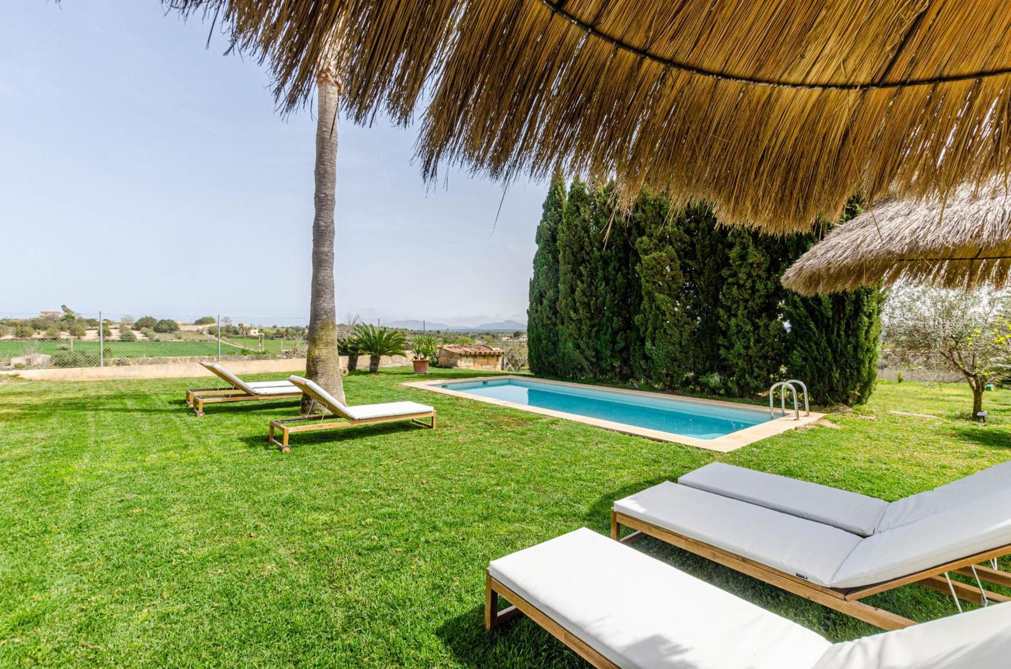 Yourhouse Carrera Plana Maria De La Salut