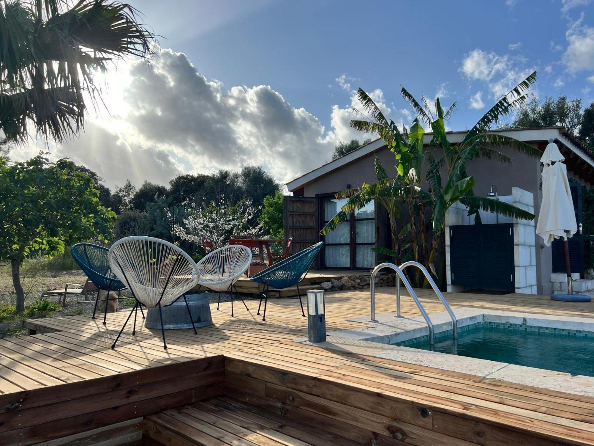 Chalet Dos Caballeros Winery & Vacation *