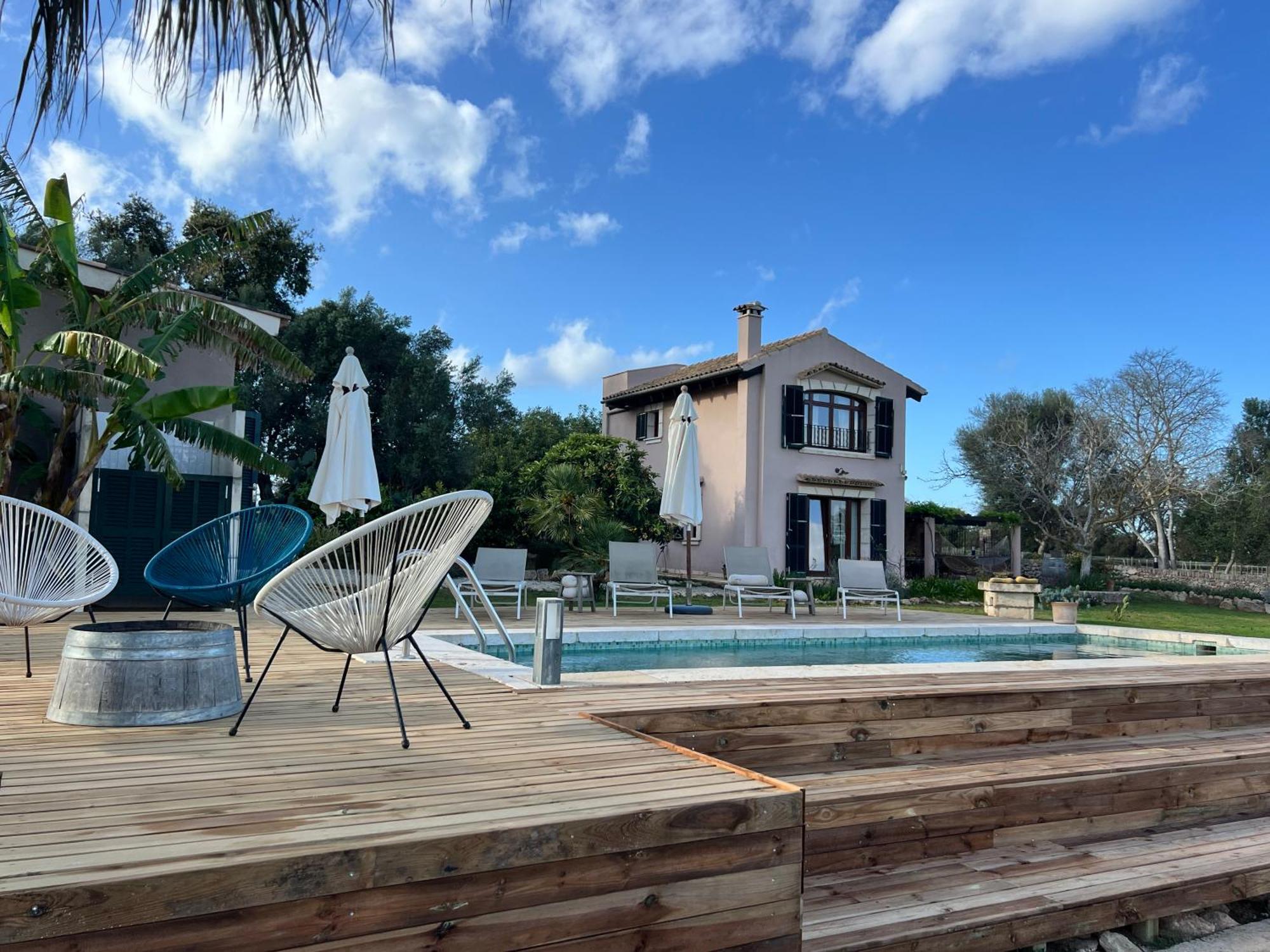 Dos Caballeros Winery & Vacation Chalet *