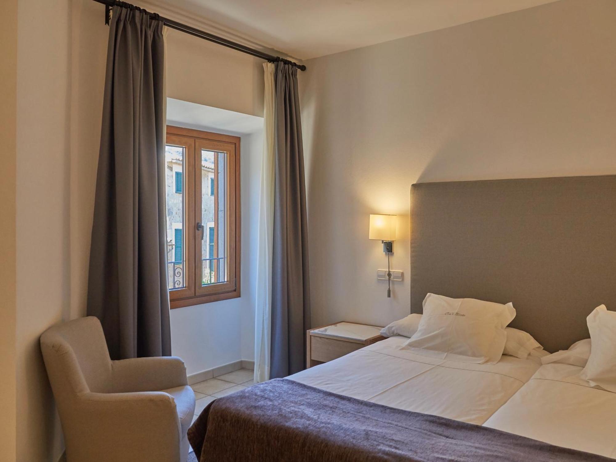Ca'l Bisbe Hotel 4*