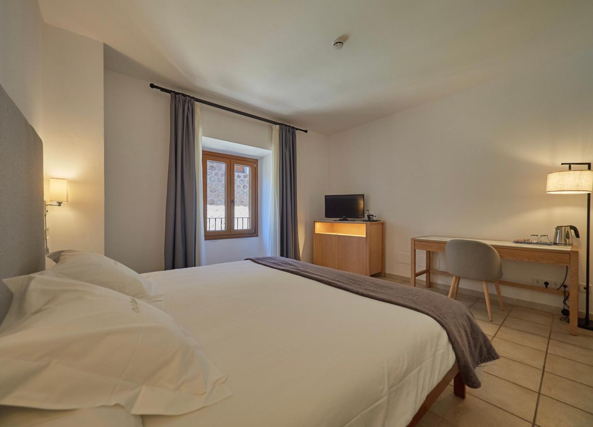 Ca'l Bisbe 4* Sóller