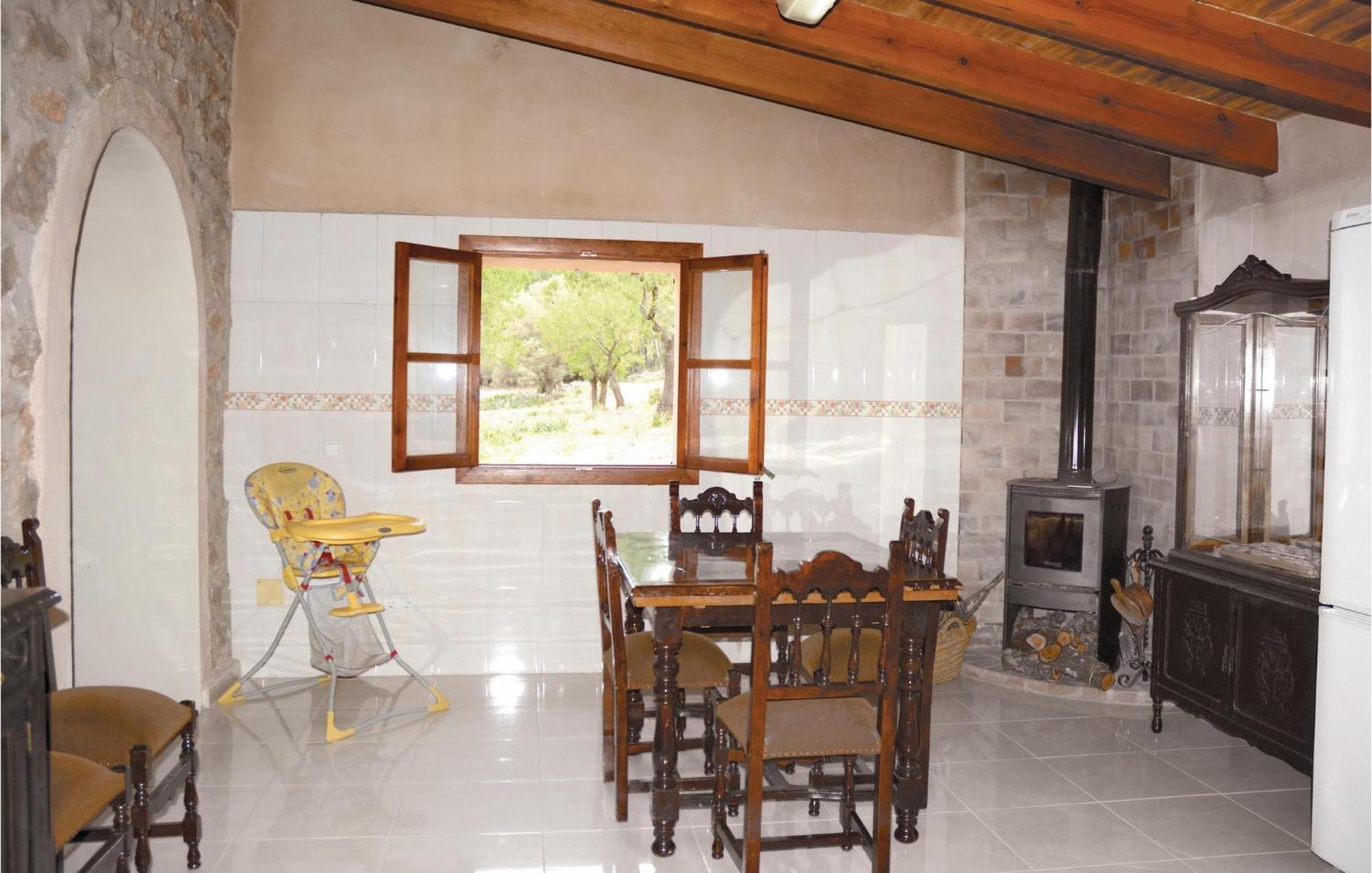 Holiday home Stunning Home In Estellencs With Jacuzzi *