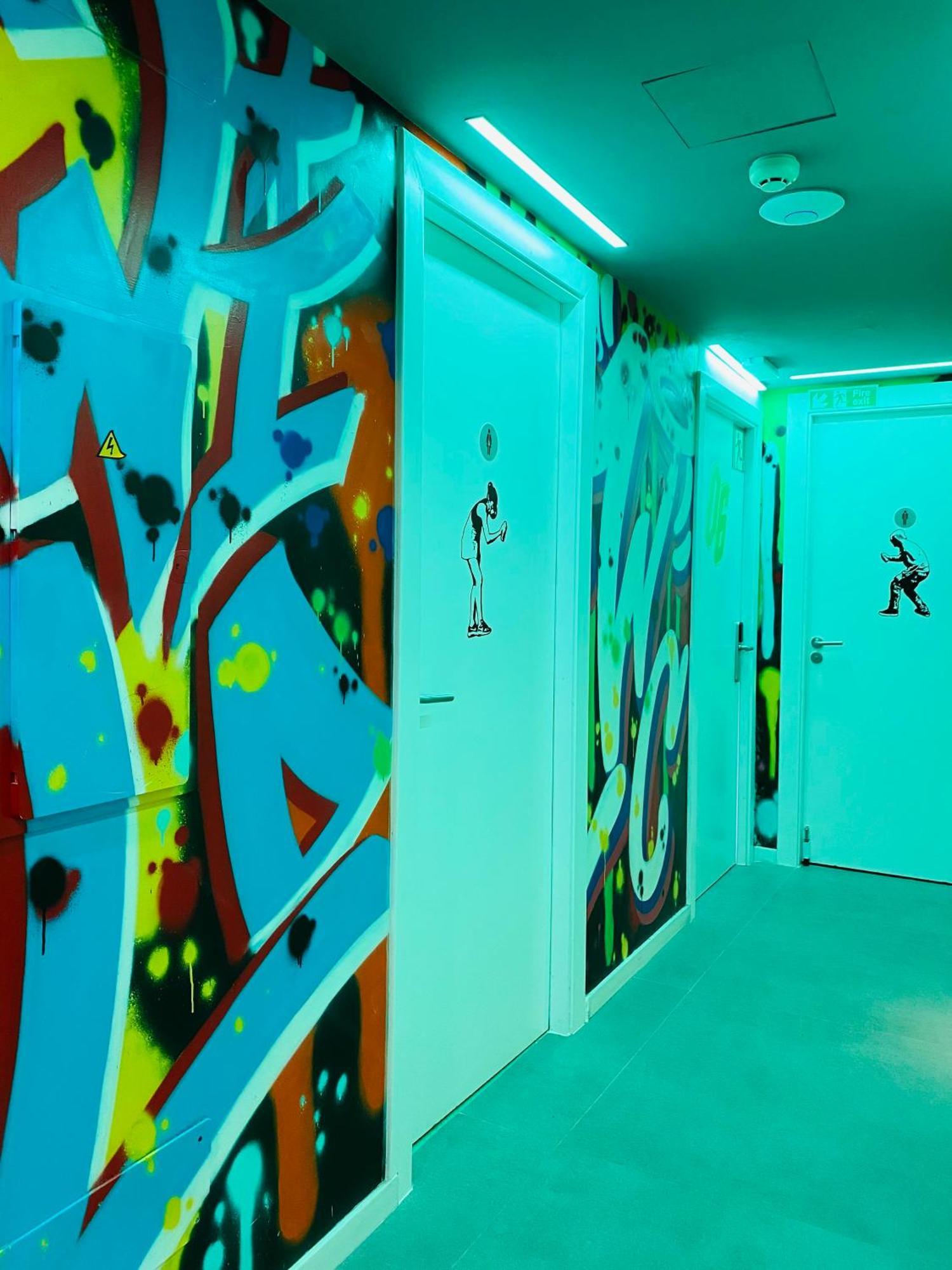 Hostal We Street - El Arenal-albergue Turistico El Arenal (Mallorca)