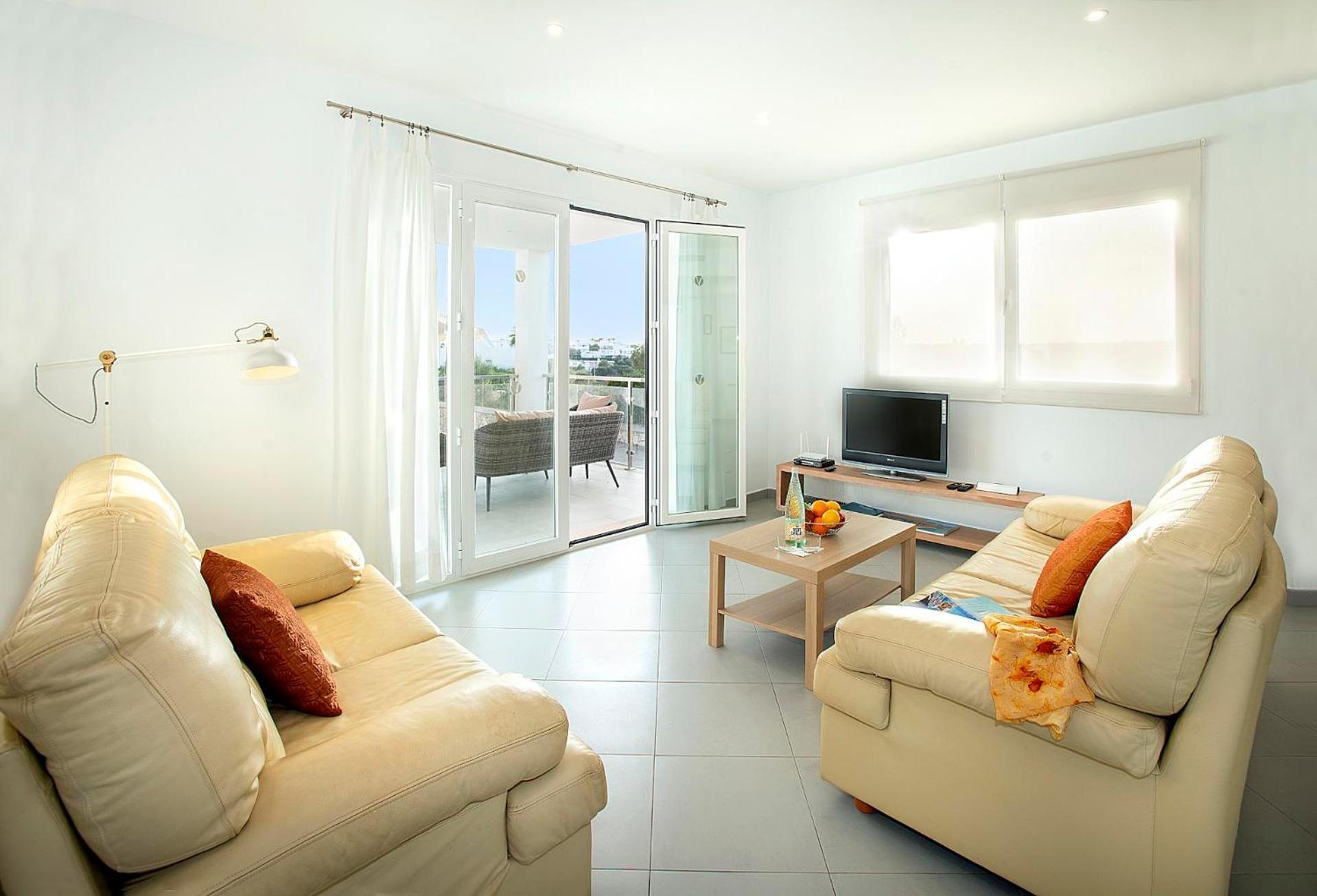 Marinella Blanca By Vintage Travel Cala D´Or