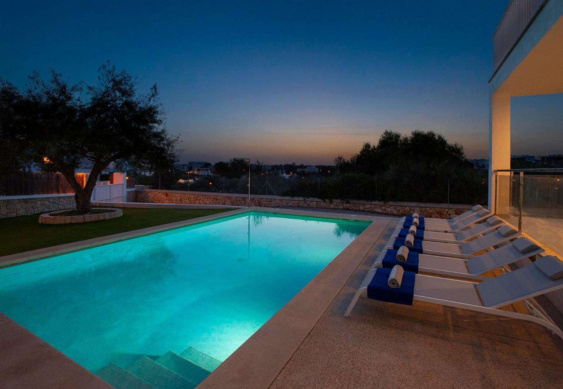 Marinella Blanca By Vintage Travel * Cala D´Or