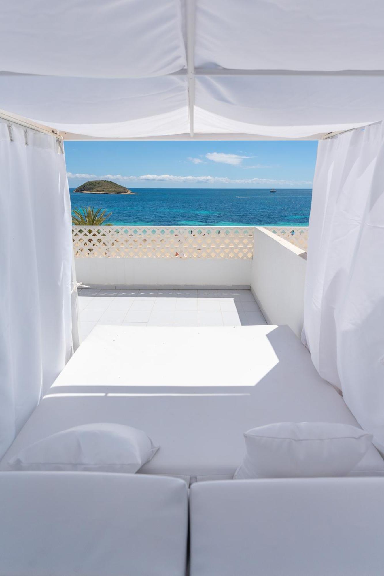 Hotel Flamboyan Caribe &
