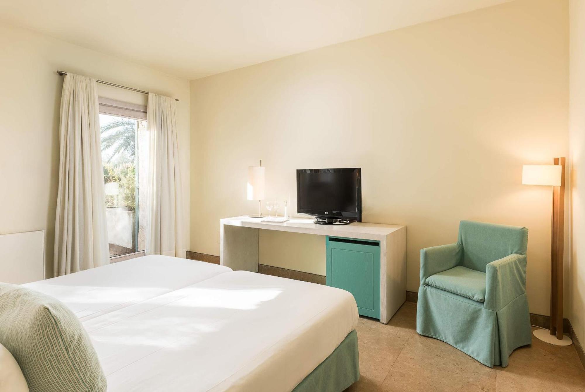 Sa Franquesa Nova Hotel 4*
