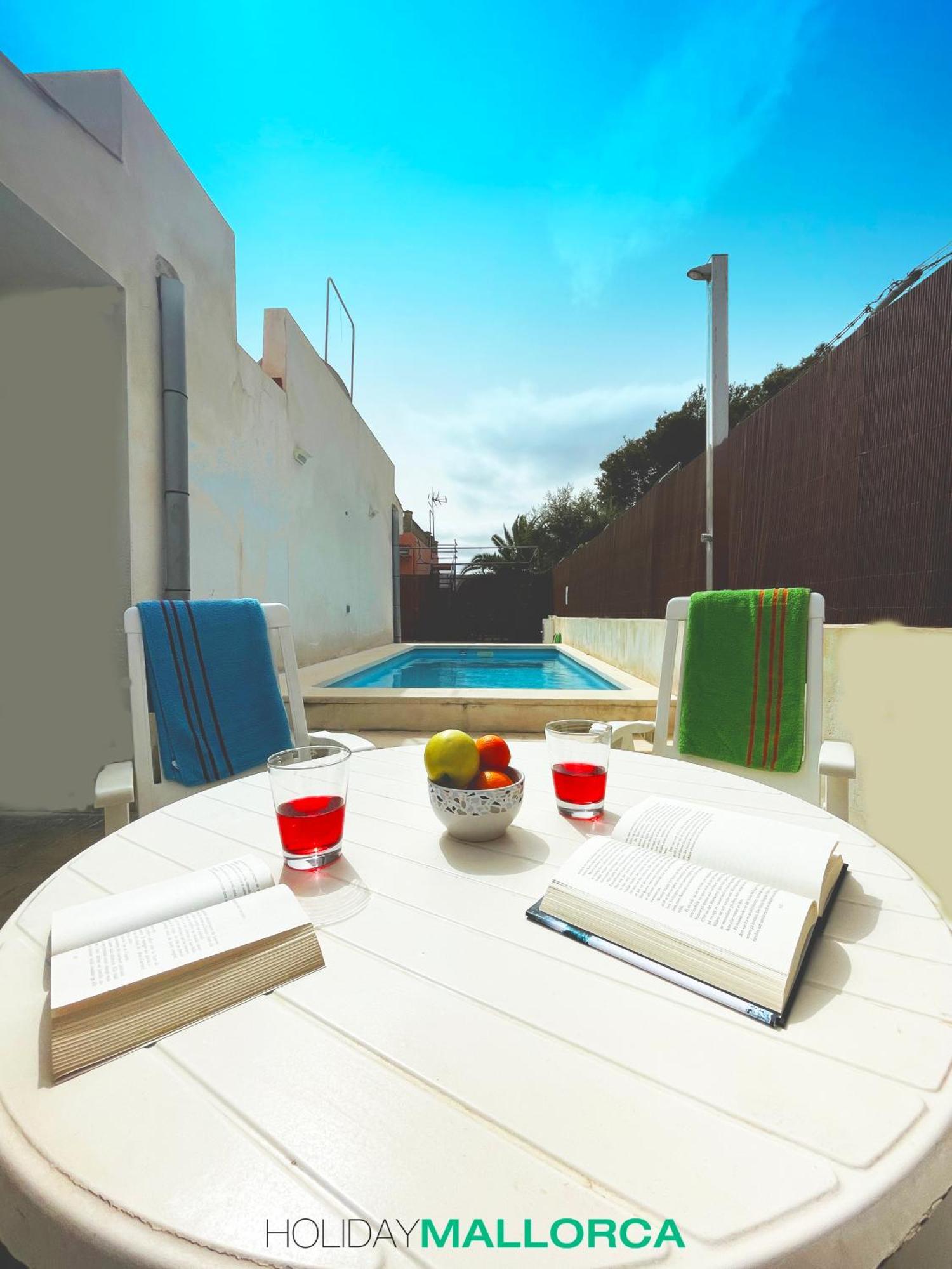 Villa Lakeside Oasis