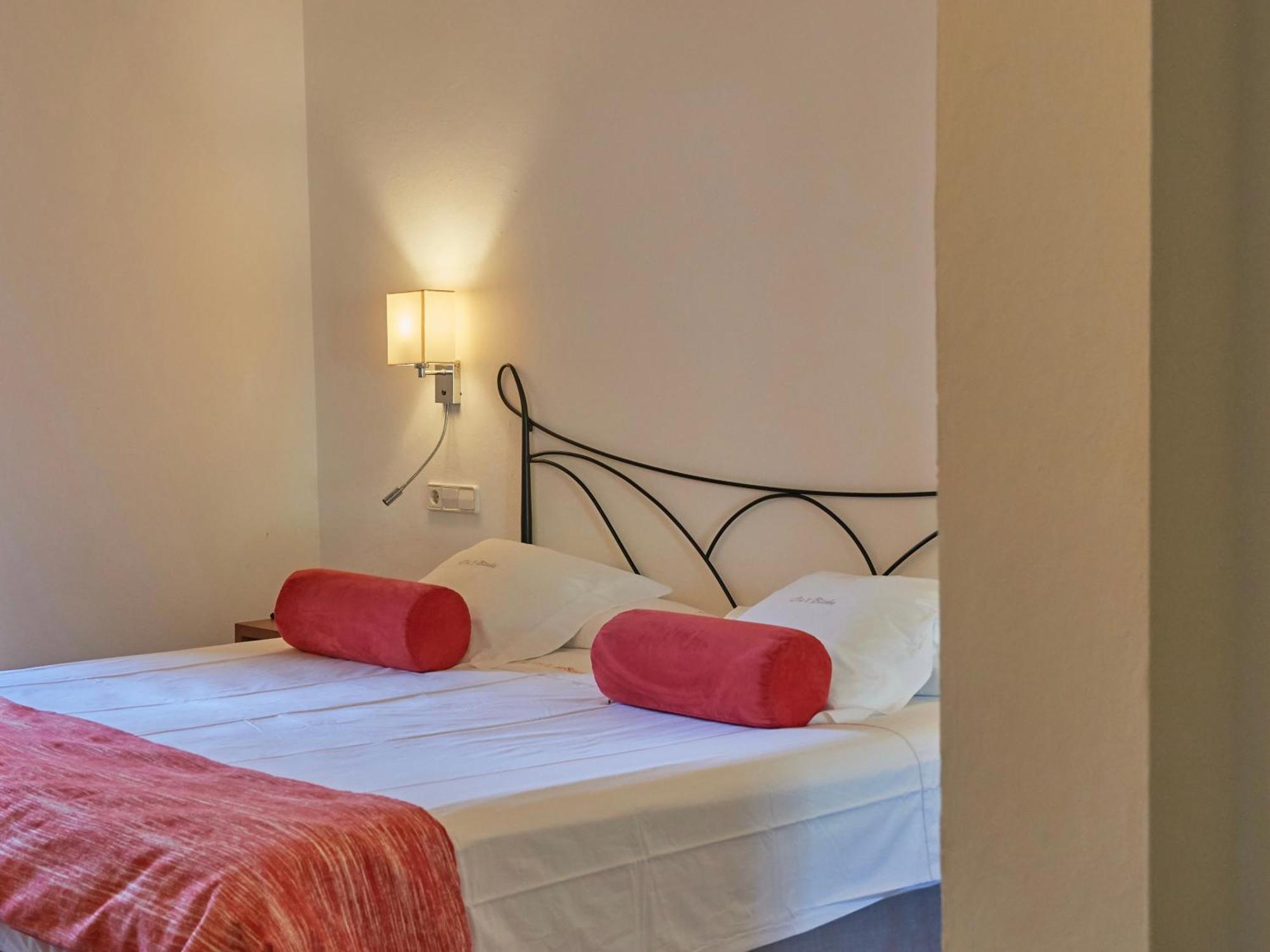 Hotel Ca'l Bisbe 4*