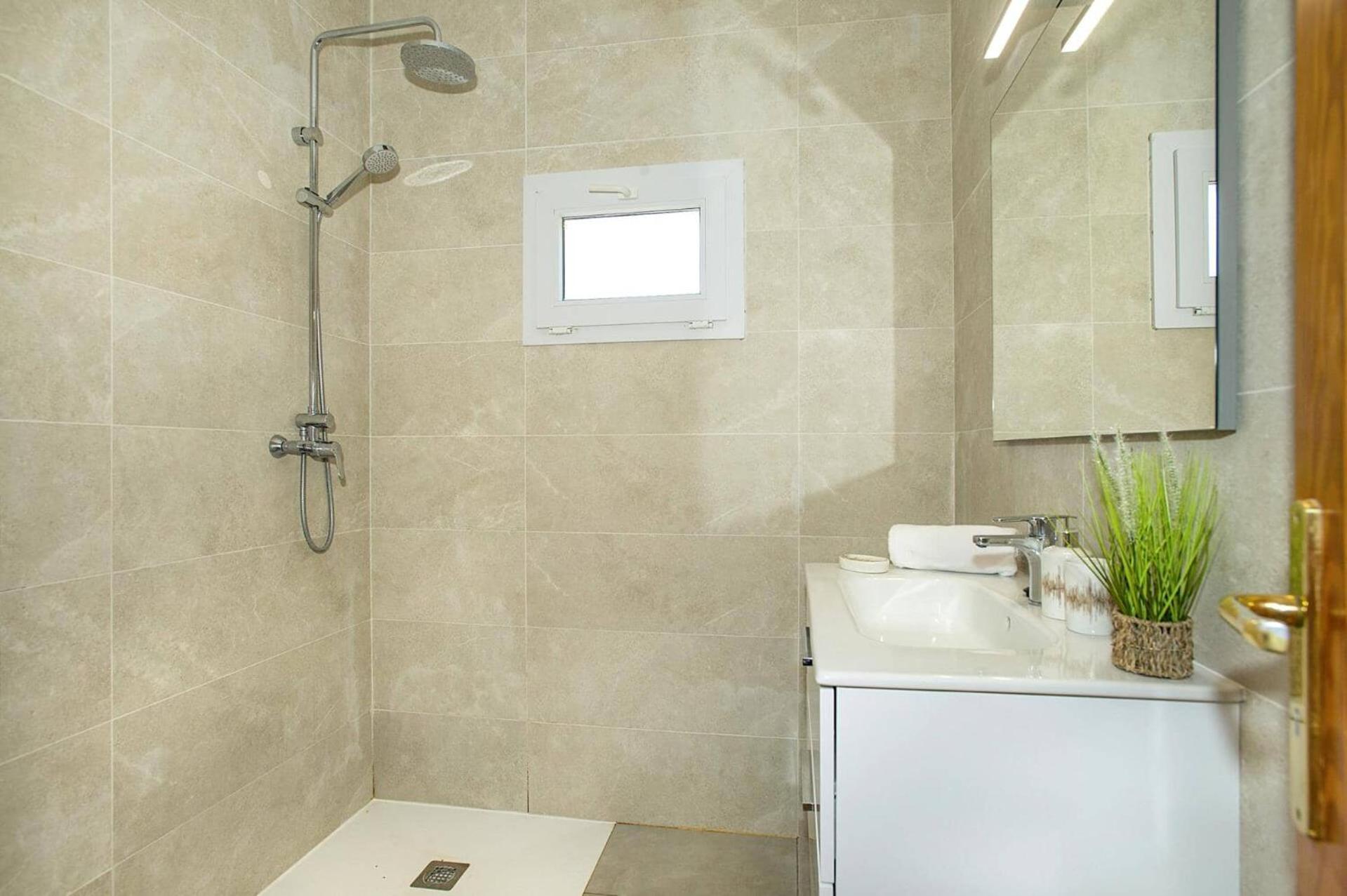 Hort De Siller By Villa *