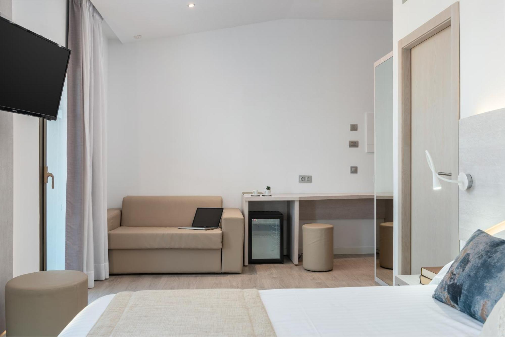 Hotel Llaut Boutique (adults Only) 4*