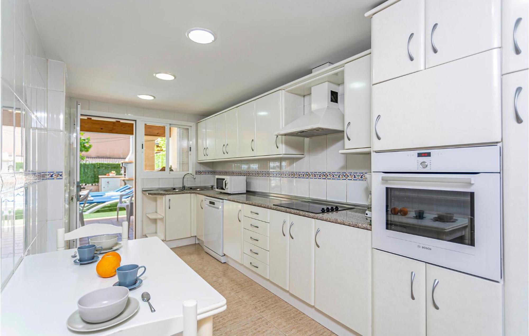 4 Bedroom Beautiful In Alcudia *