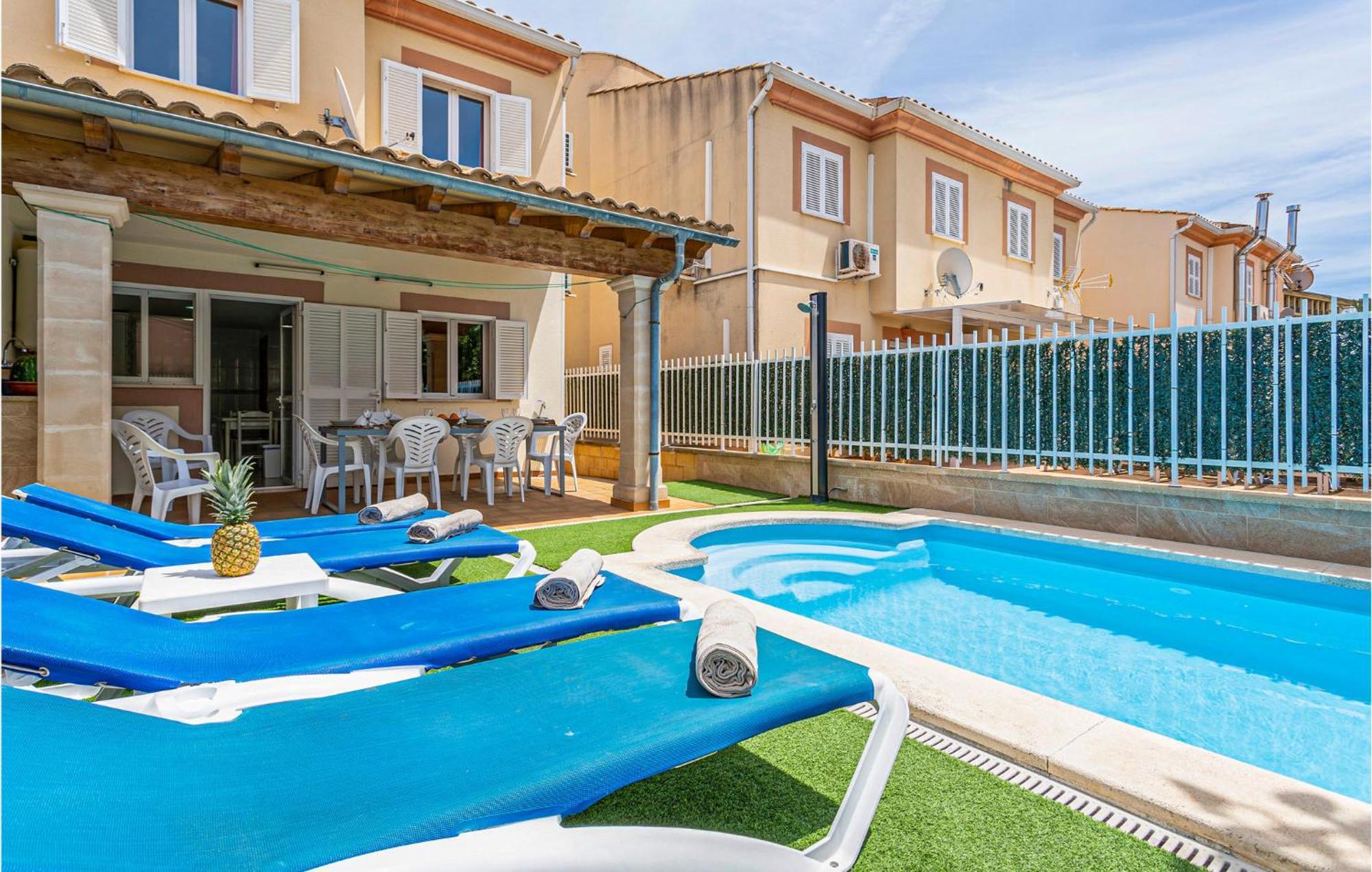4 Bedroom Beautiful In Alcudia Сasa de vacaciones *