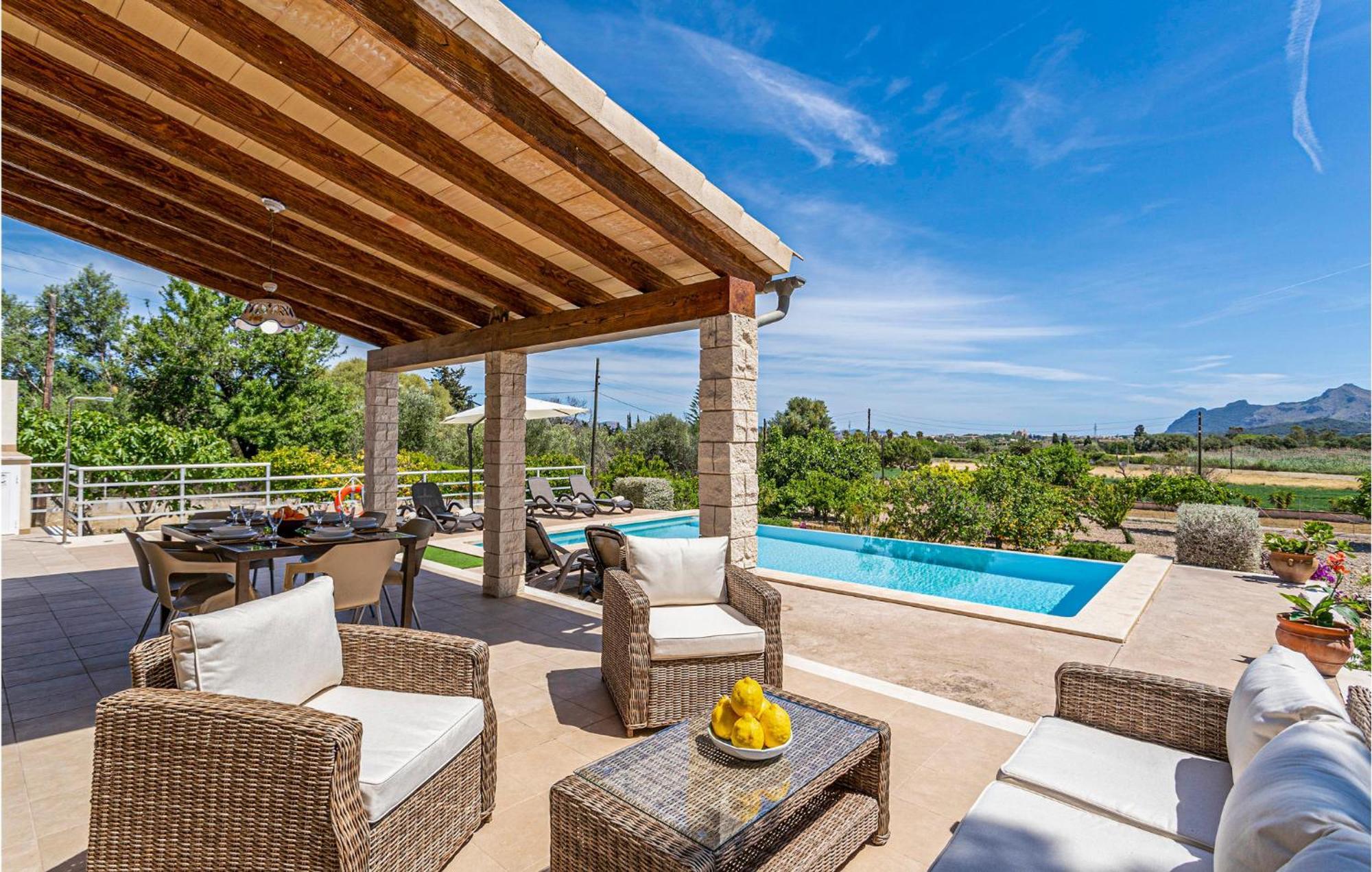 Cozy In Puerto de Alcúdia