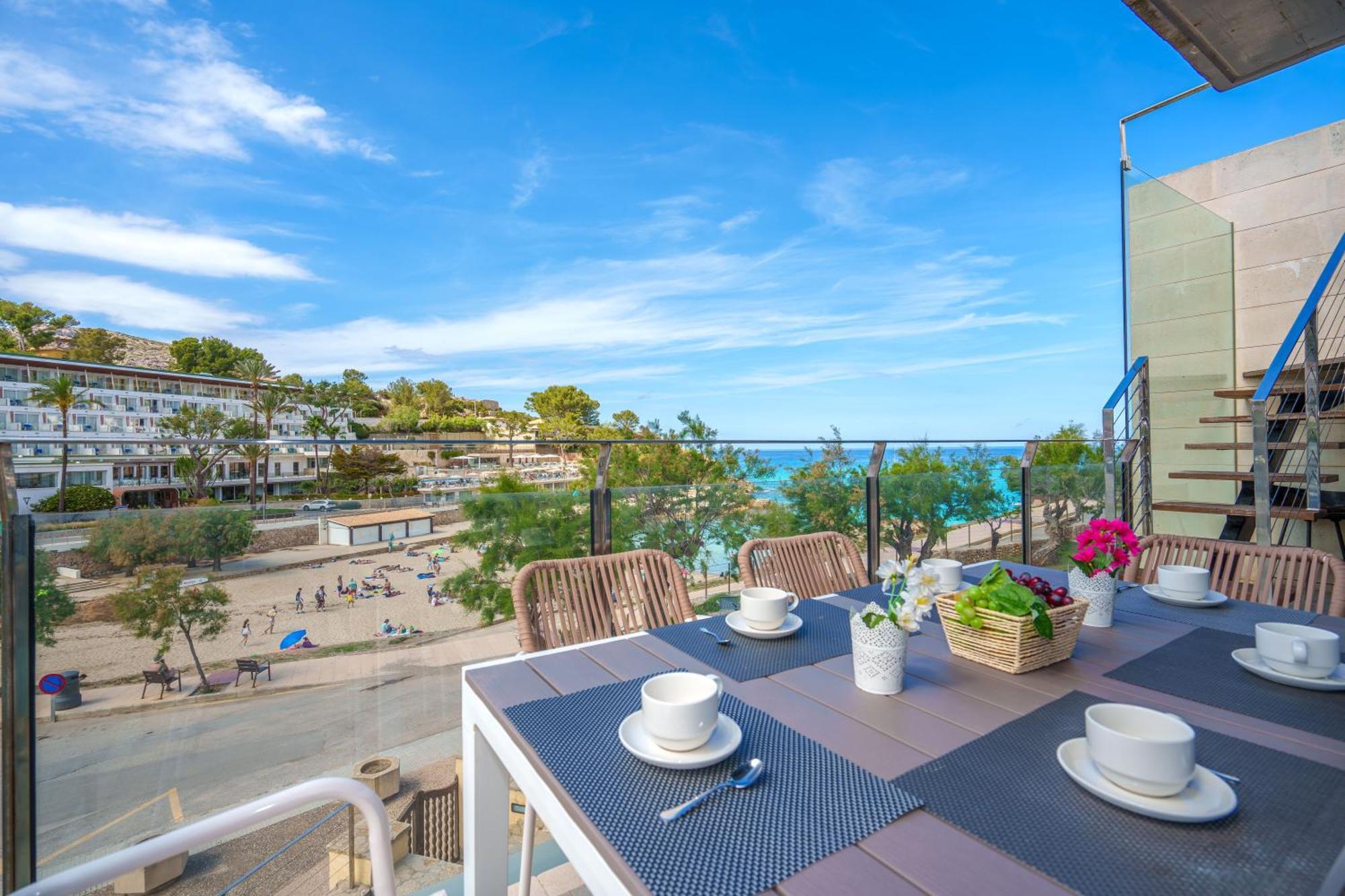 Mirador Blue I Cala Sant Vicenc Apartamento *
