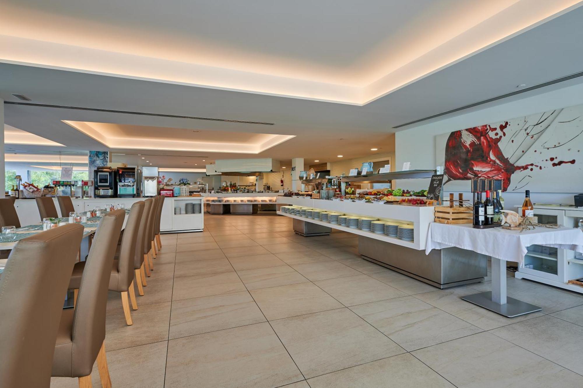 Hotel Aluasoul Carolina - Adults Only 4*