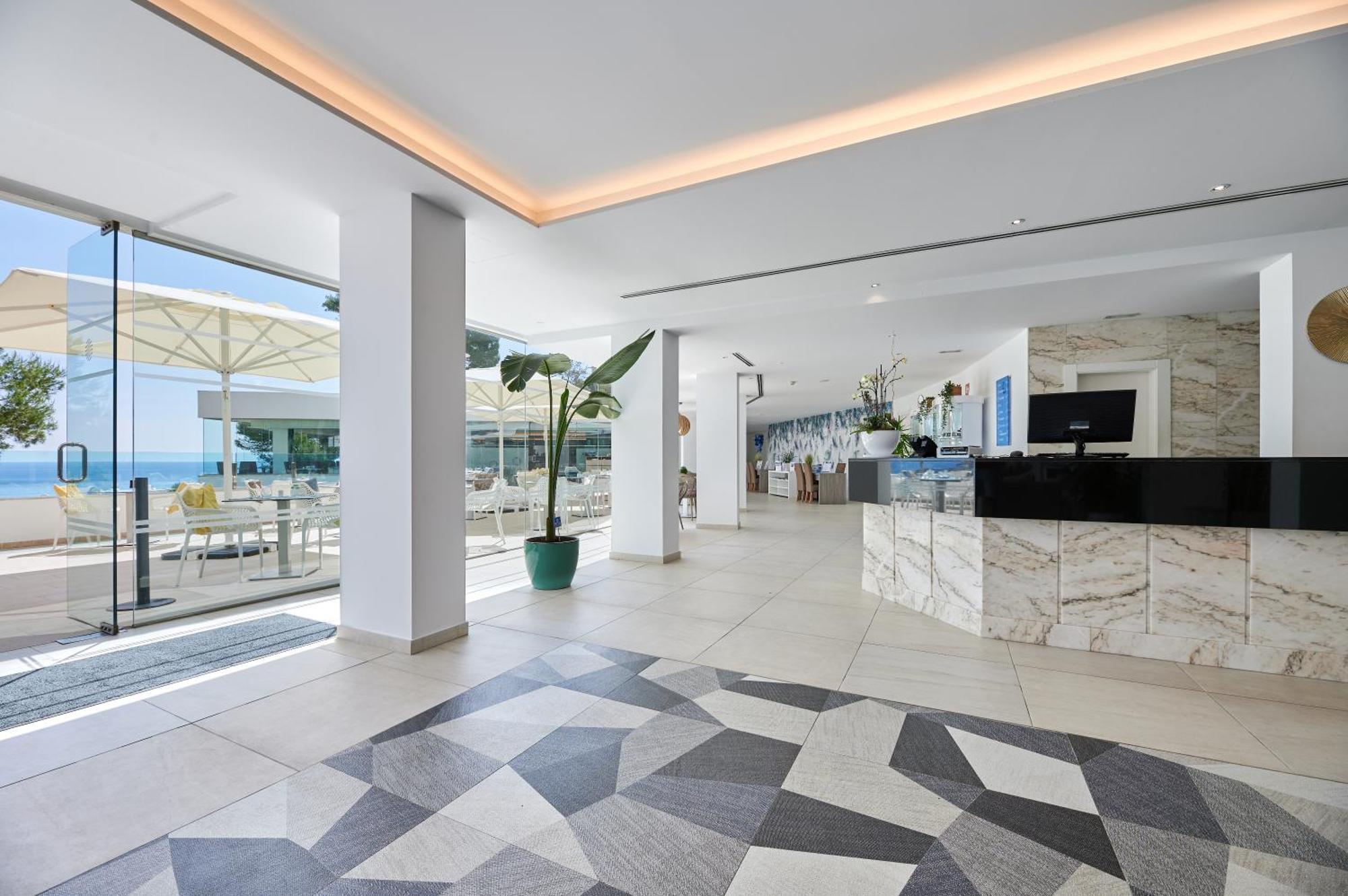 Aluasoul Carolina - Adults Only 4* Font de sa Cala
