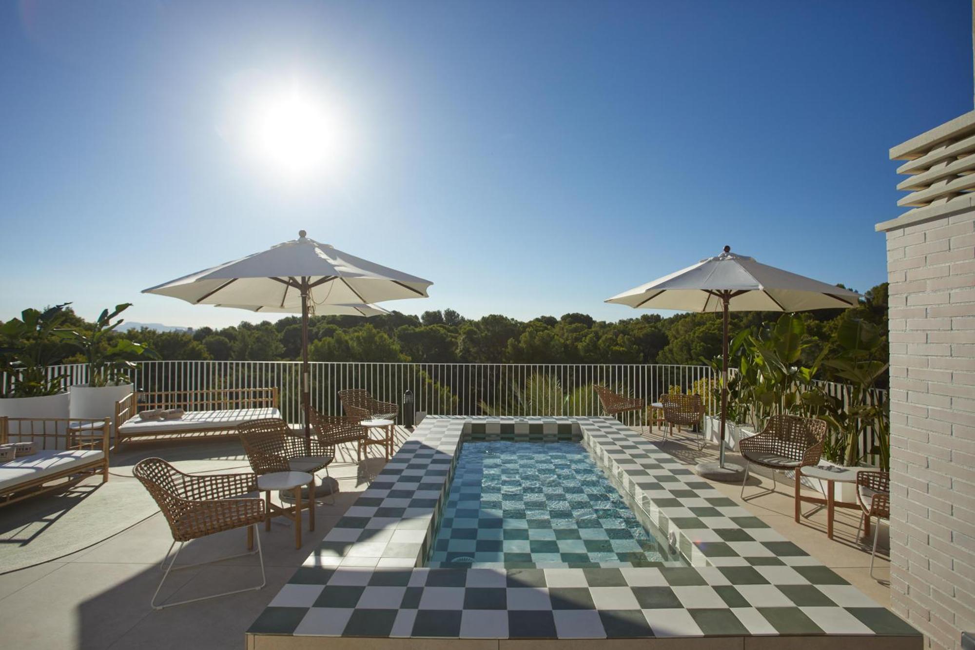 Belle Marivent Mediterranean Petit 4*