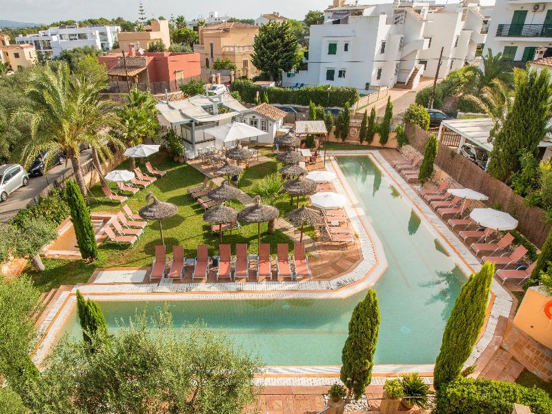 Playa Ferrera Hotel