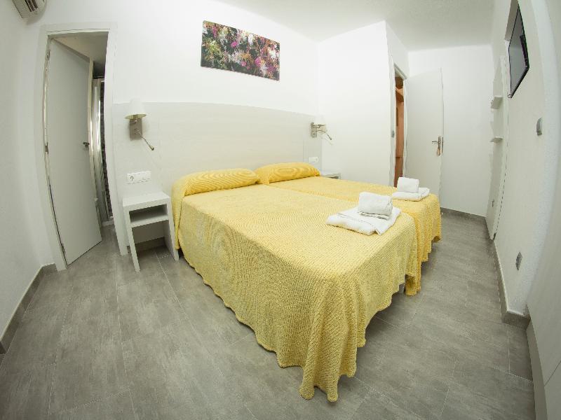 Playa Ferrera Hotel 3*