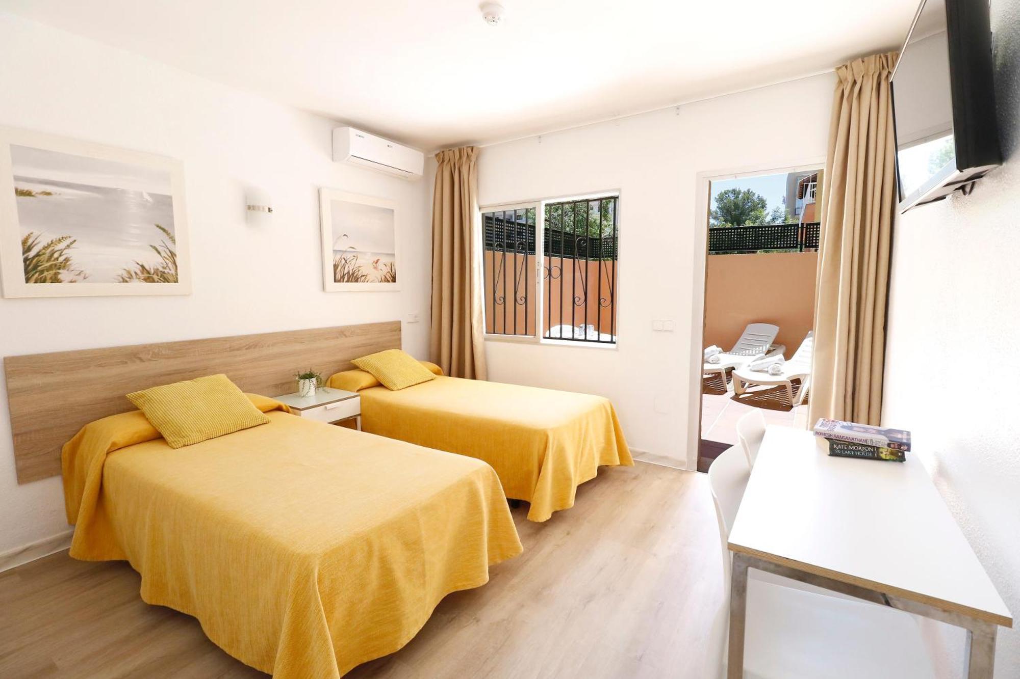 Apartment Naika & Palma Nova (Mallorca)