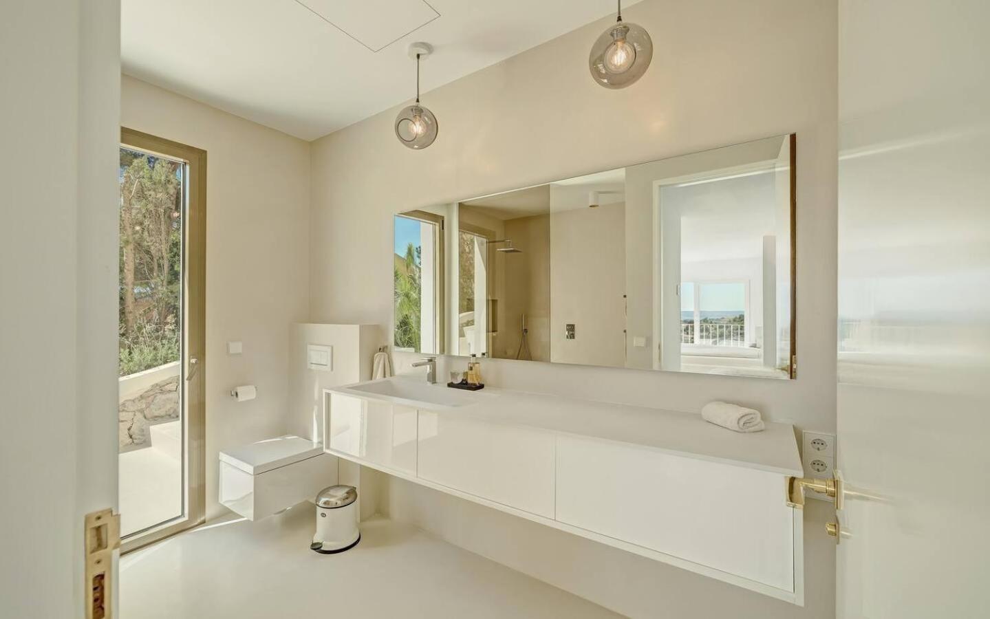 Deluxe With Seaview In Portals * Costa D'En Blanes