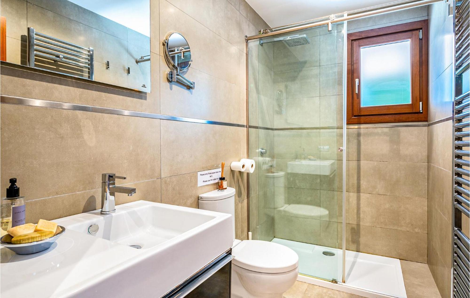 3 Bedroom Gorgeous In Mancor De La Vall Сasa de vacaciones *