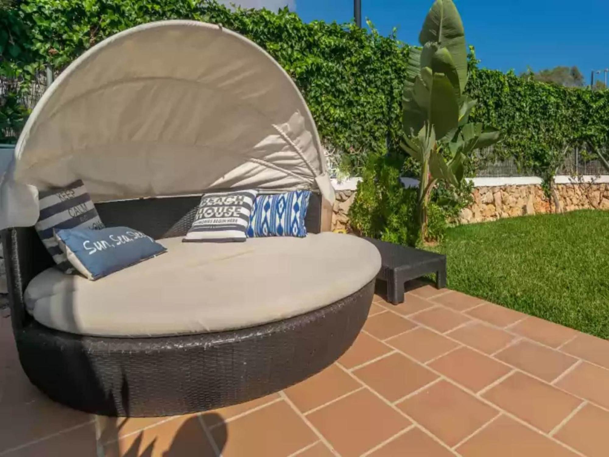 With Private Pool In