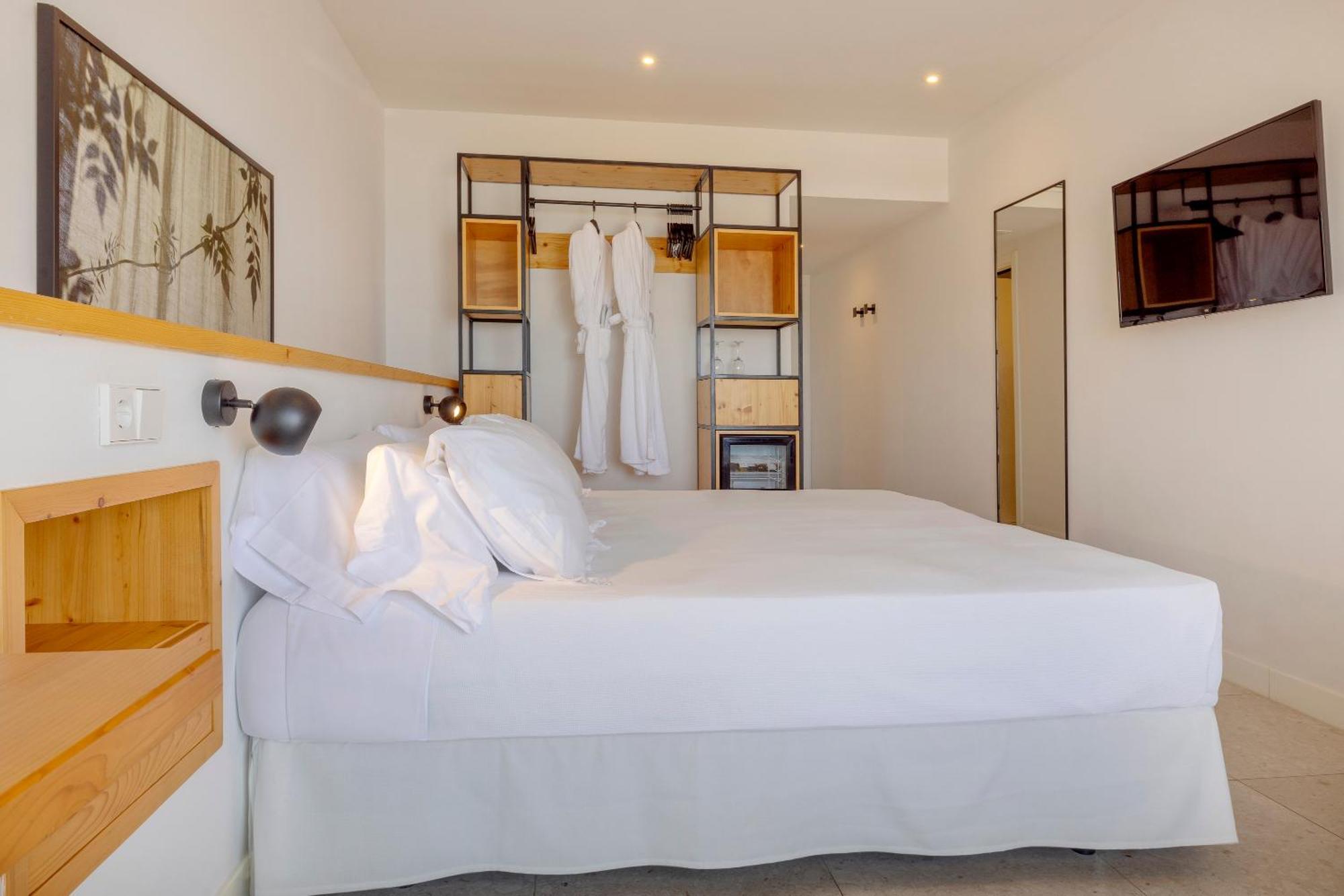 Hotel Hm Ayron Park 5*
