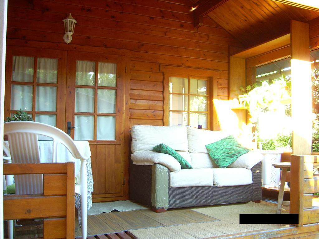Wooden Bungalow Сasa de vacaciones *