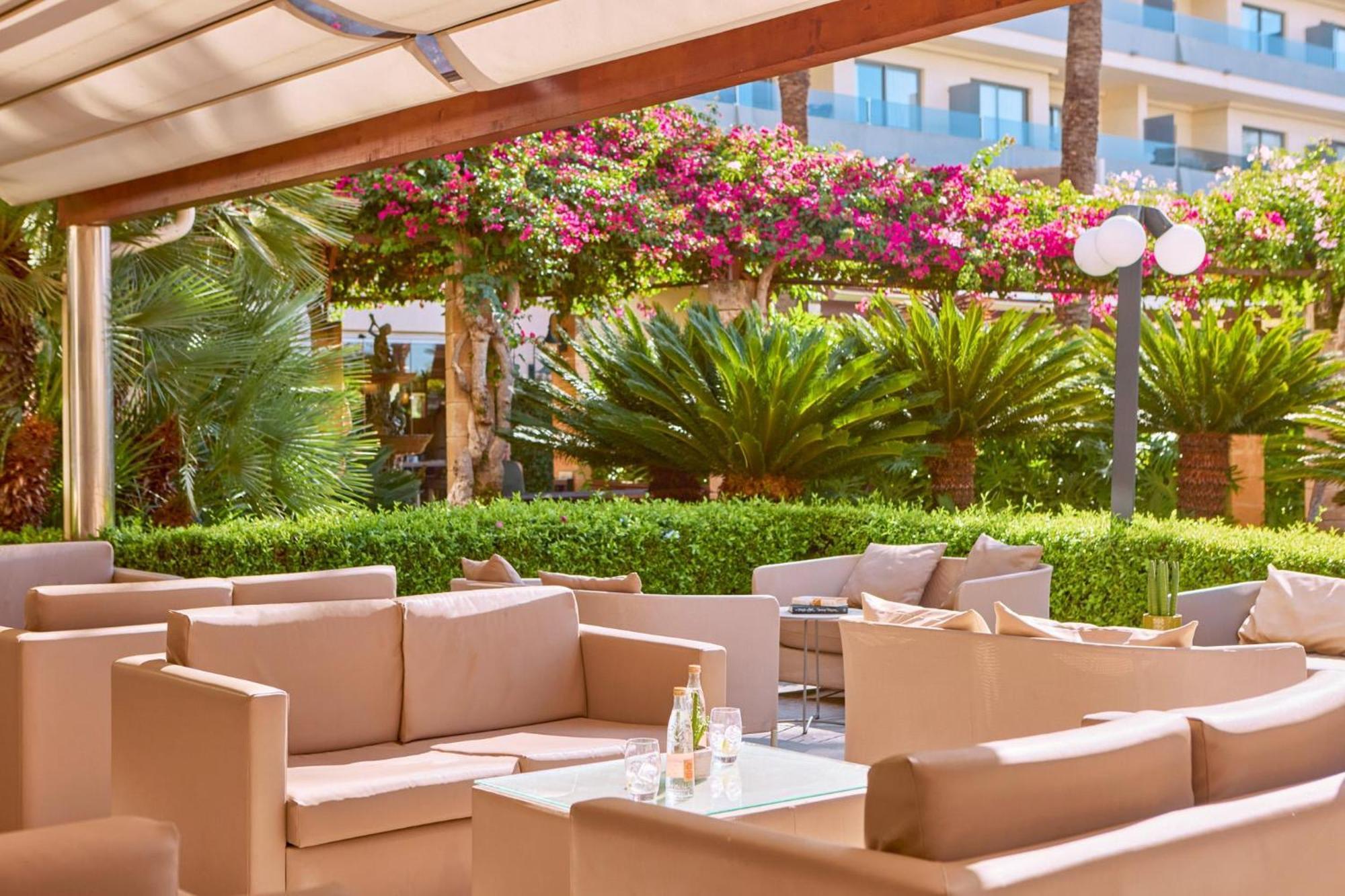 Apartahotel Zafiro 4*