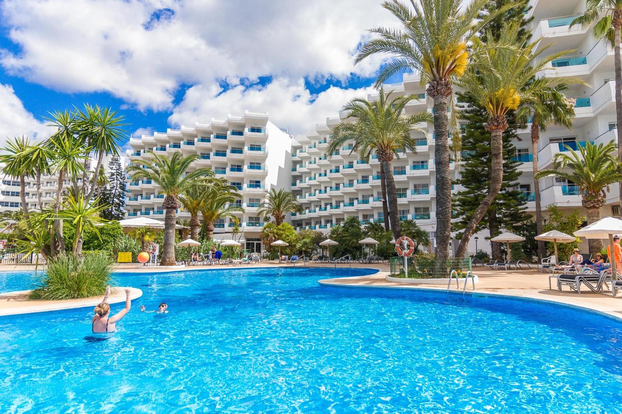 Eix Lagotel Apartahotel 4*