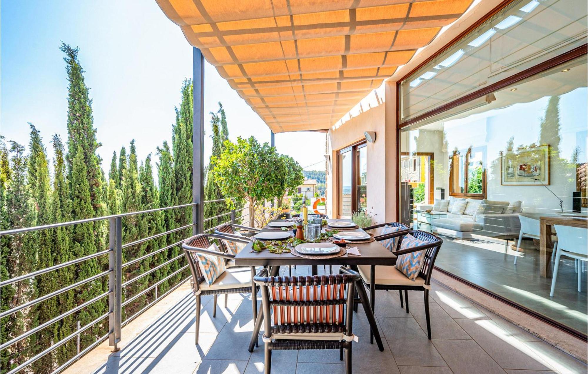 3 Bedroom Gorgeous In Mancor De La Vall * Mancor del Valle