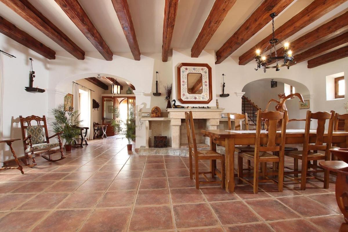 Idyllic Near By Renthousing Villa