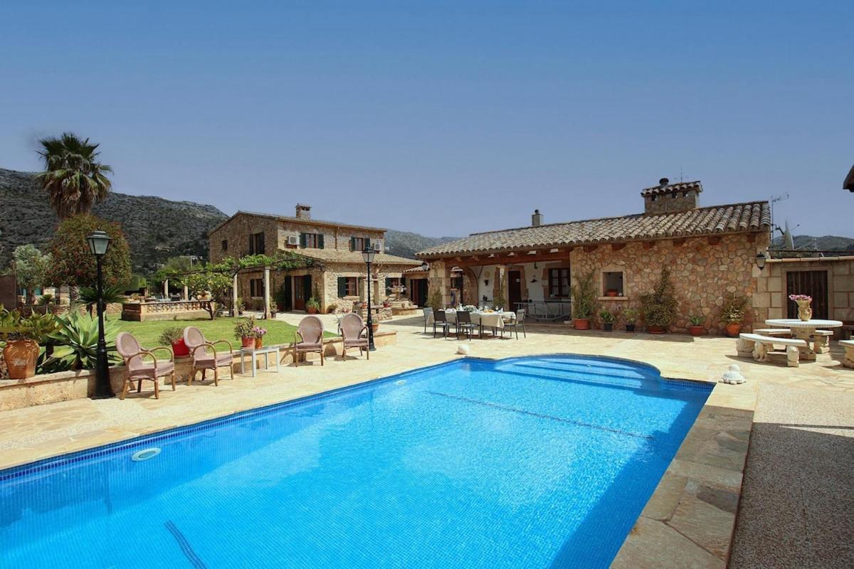 Villa Idyllic Near By Renthousing