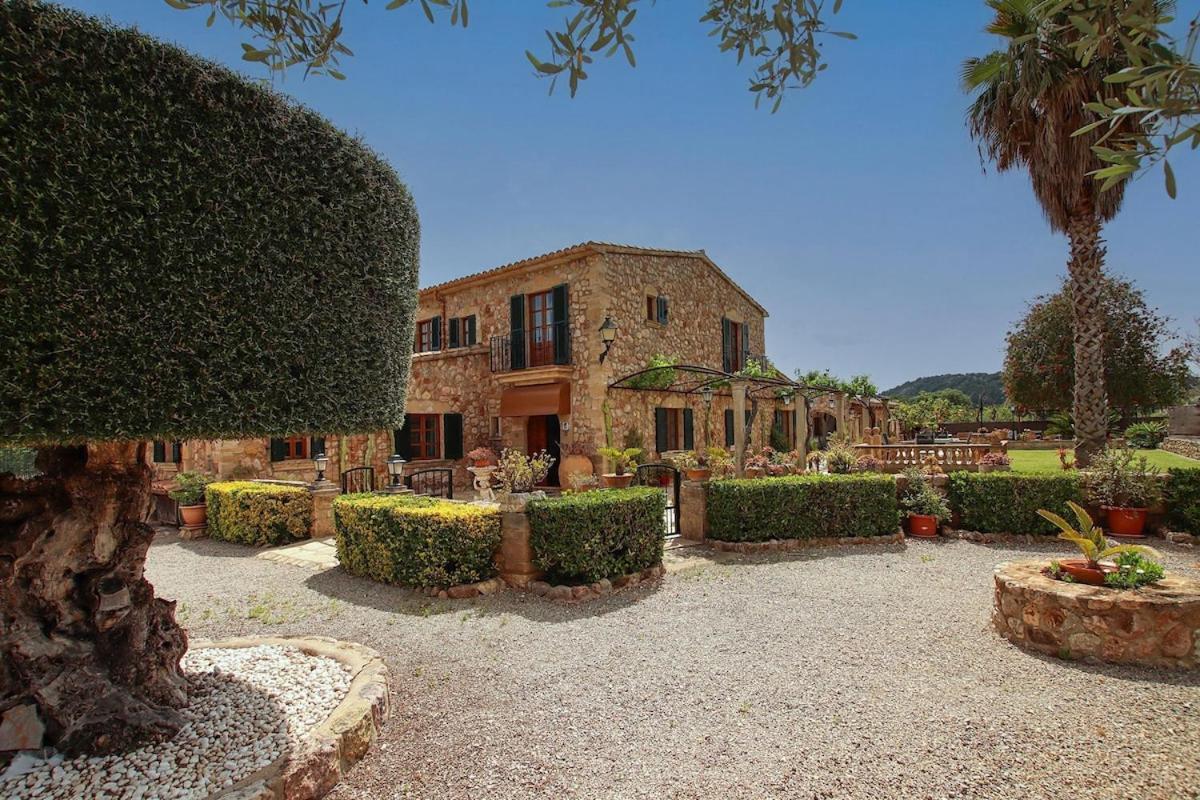 Idyllic Near By Renthousing Villa *