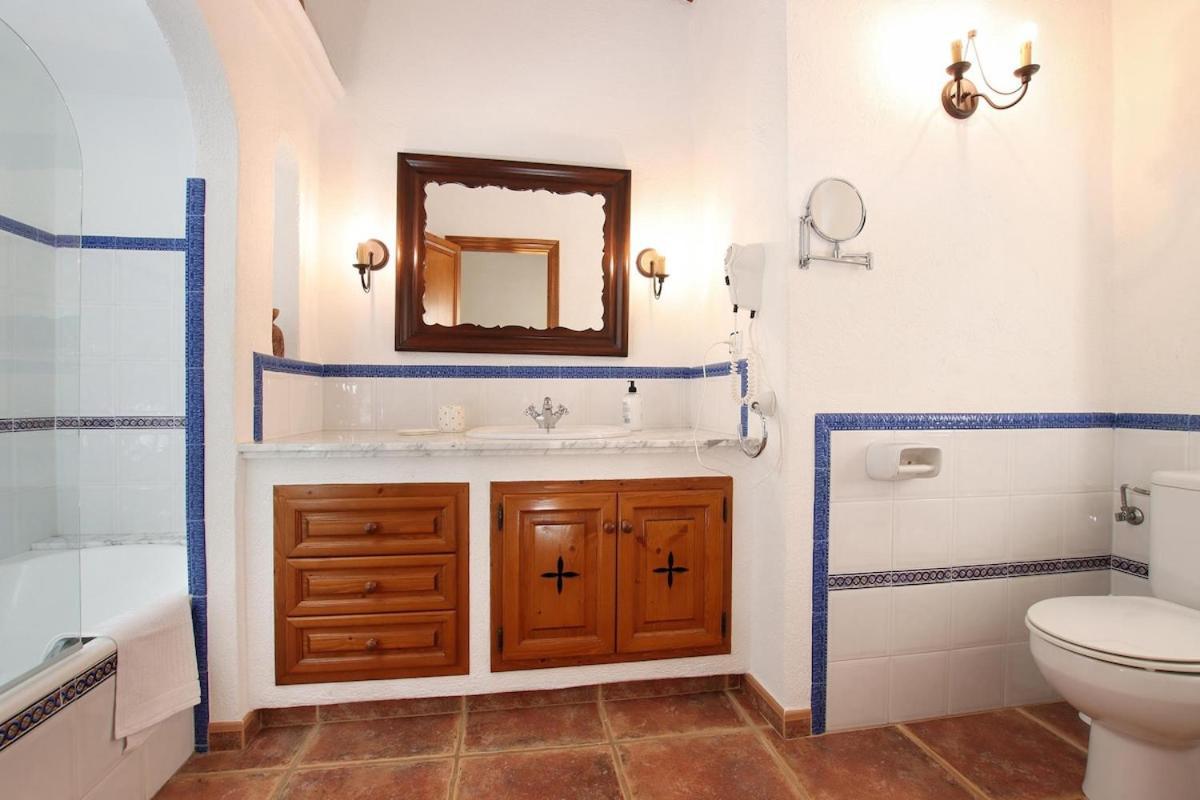 Villa Idyllic Near By Renthousing *